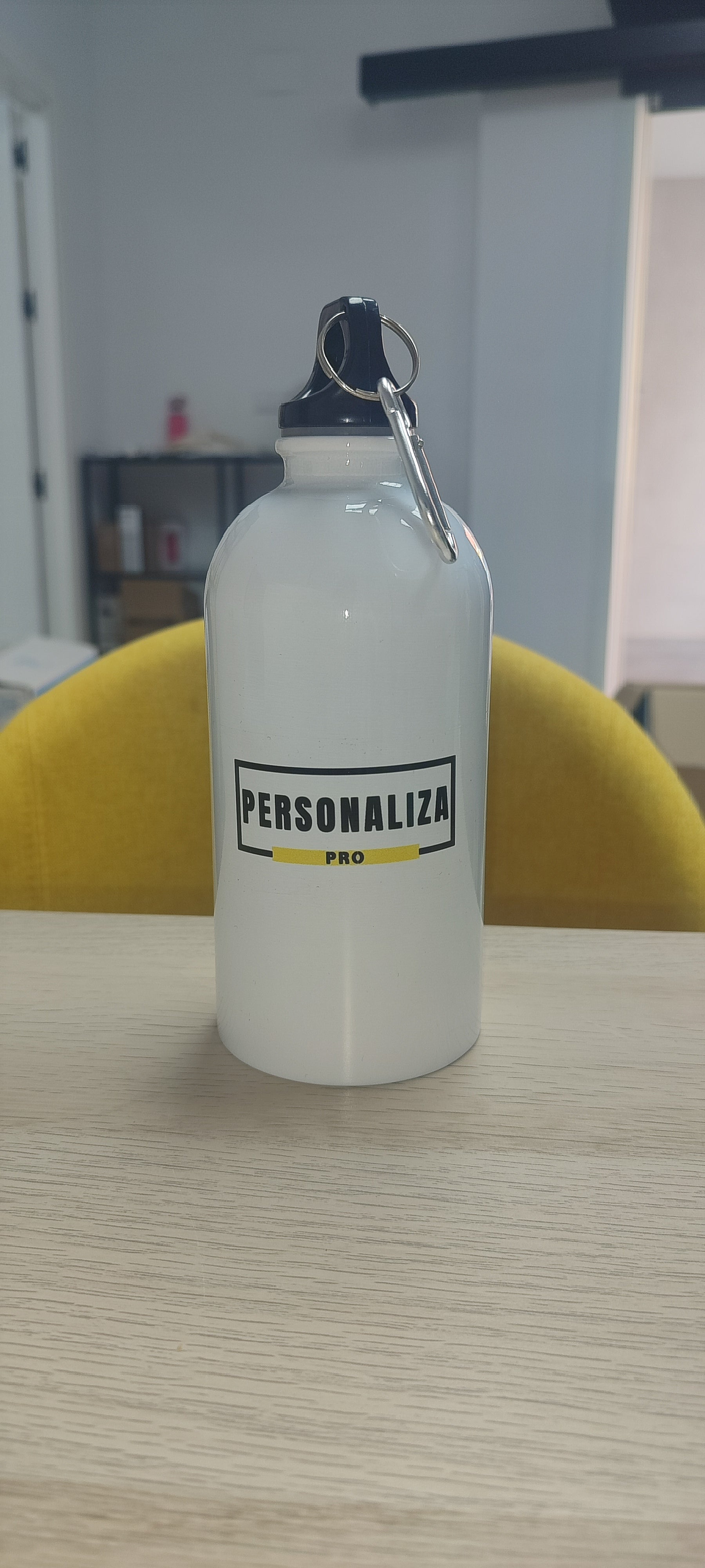 Botella Mikel